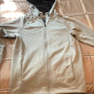 🦋 3 for $10 Thermoforce Max jacket size Small